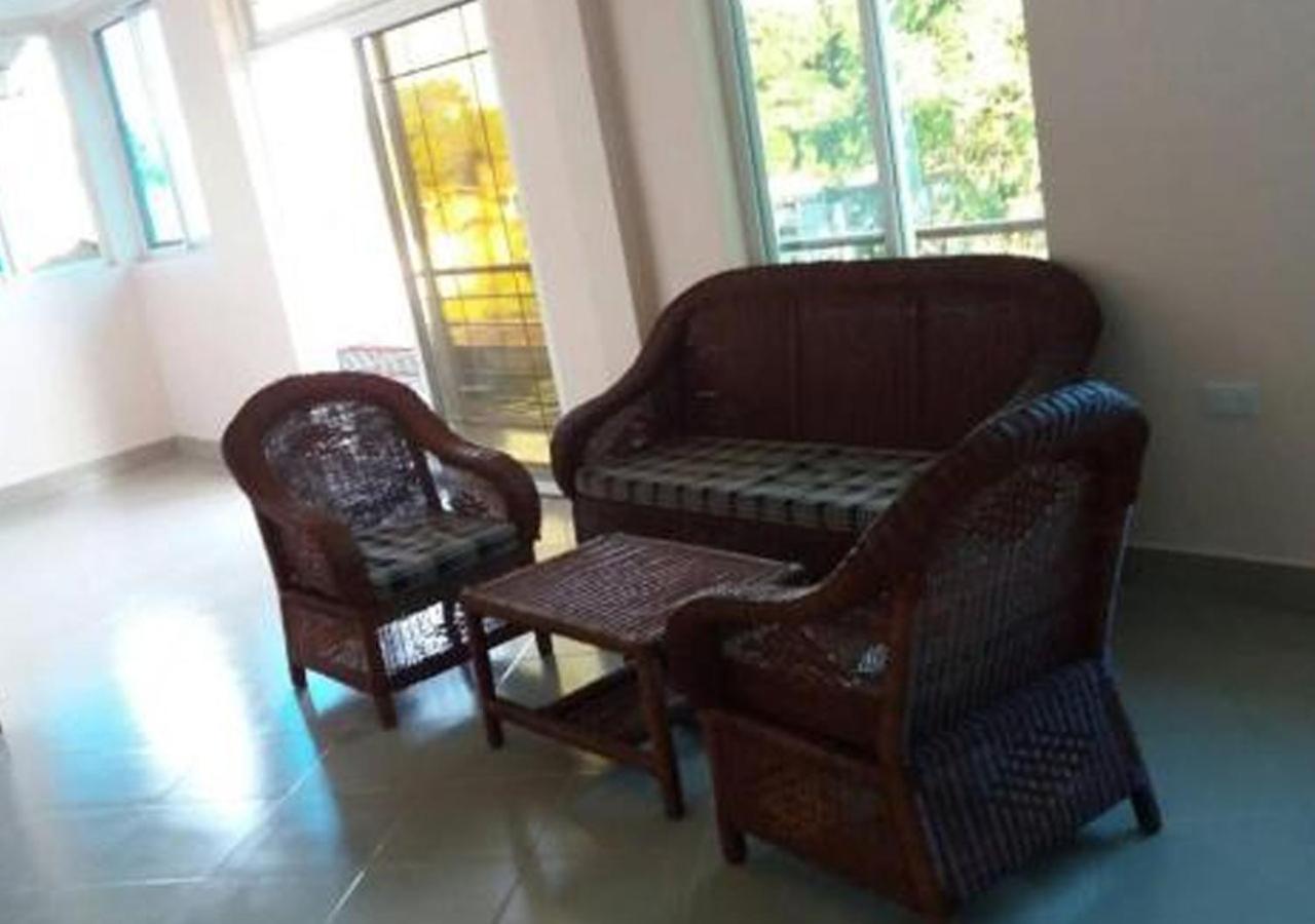 Kays Lodge Dar es Salaam Exteriör bild